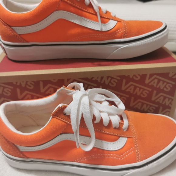 Vans shoes - Picture 3 of 4